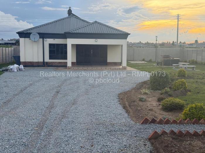 3 Bedroom House to Rent in Sandton Park, Harare