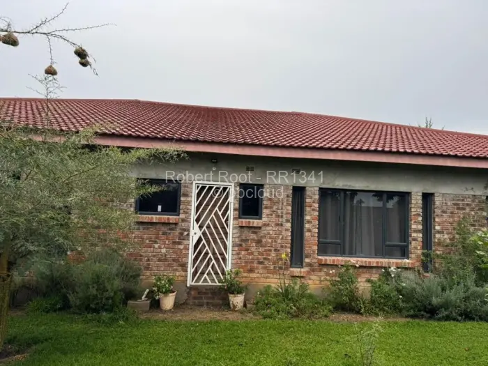 3 Bedroom House for Sale in Rockview, Harare