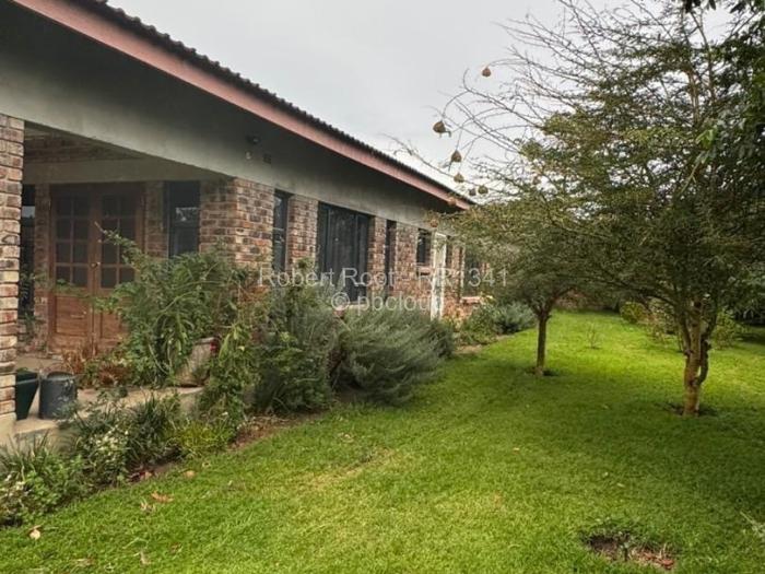 3 Bedroom House for Sale in Rockview, Harare