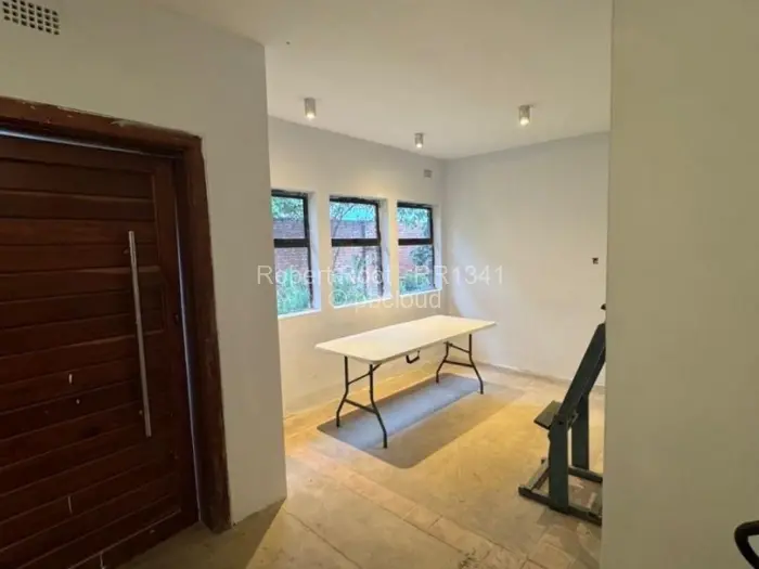3 Bedroom House for Sale in Rockview, Harare