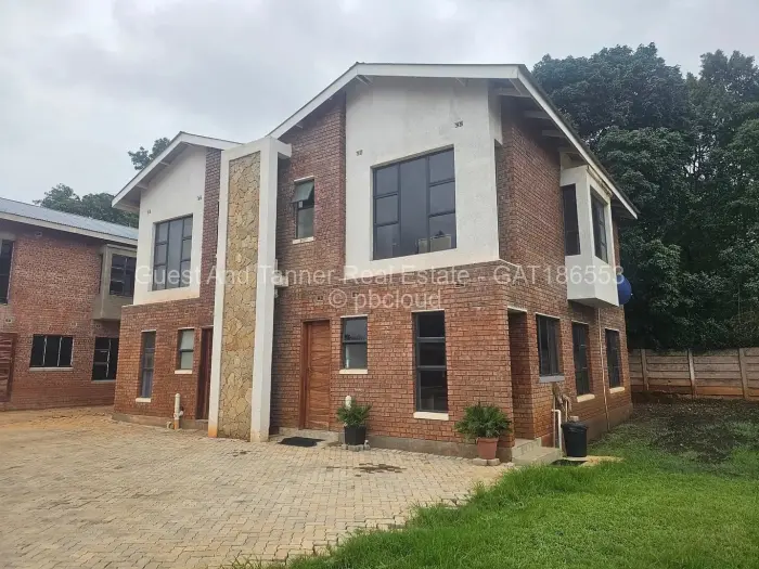 Townhouse/Cluster for Sale in Helensvale, Harare