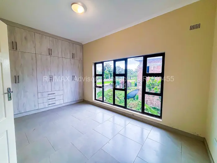 Townhouse/Cluster for Sale in Strathaven, Harare