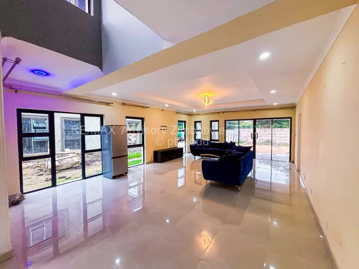 Townhouse/Cluster for Sale in Strathaven, Harare