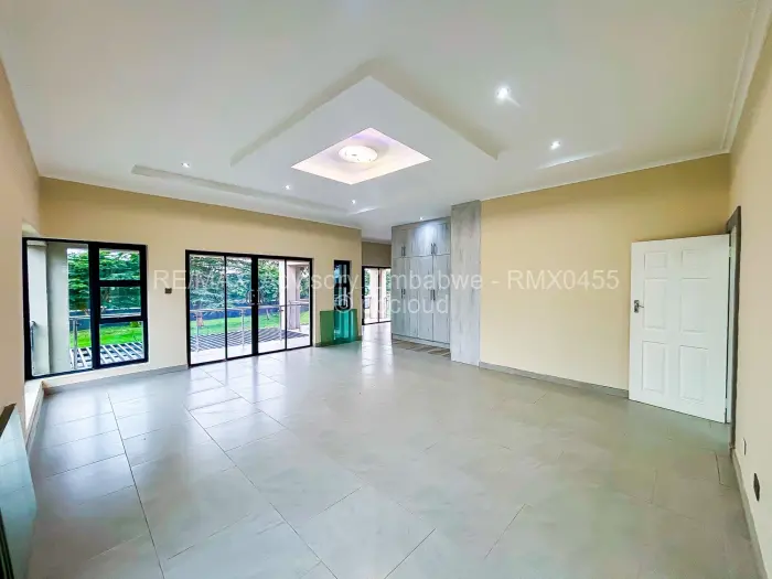 Townhouse/Cluster for Sale in Strathaven, Harare