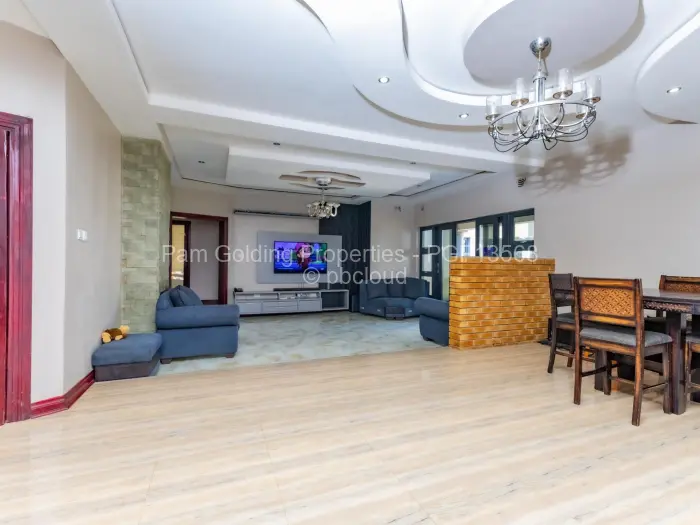 5 Bedroom House for Sale in Sandton Park, Harare