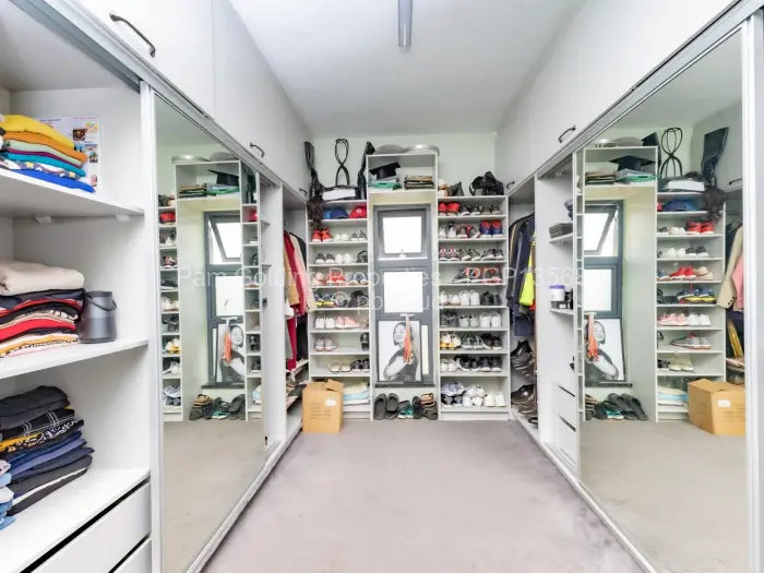 5 Bedroom House for Sale in Sandton Park, Harare