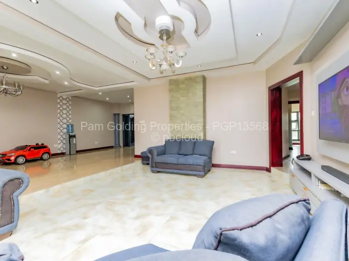 5 Bedroom House for Sale in Sandton Park, Harare