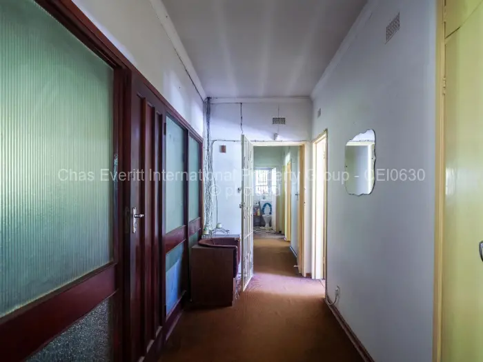 4 Bedroom House for Sale in Chisipite, Harare