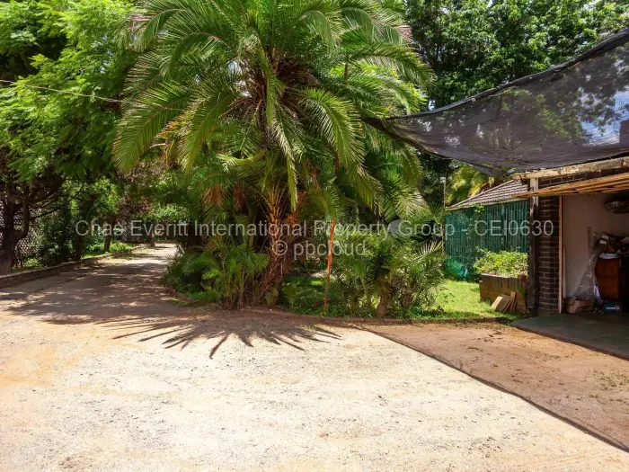 4 Bedroom House for Sale in Chisipite, Harare