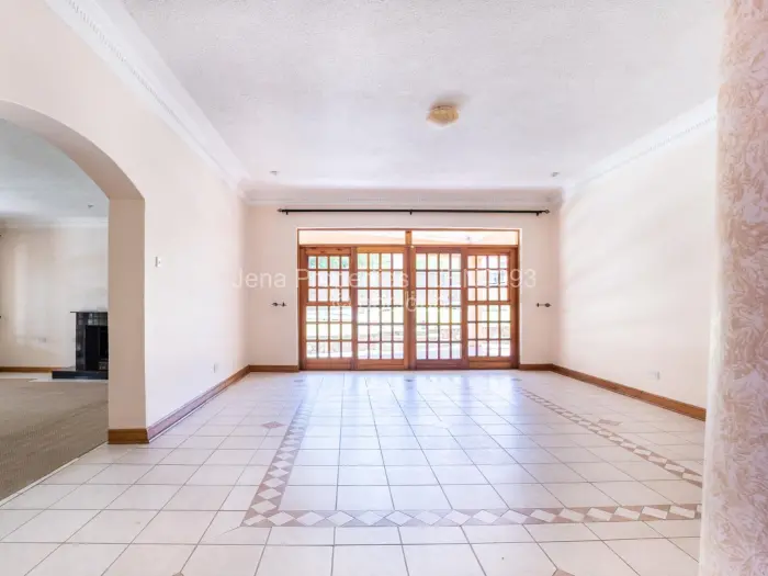 5 Bedroom House for Sale in Glen Lorne, Harare