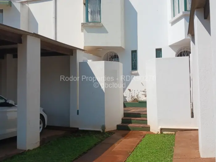 Townhouse/Cluster for Sale in Hume Park, Bulawayo