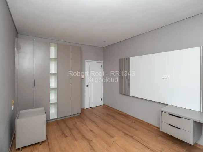 Townhouse/Cluster for Sale in Arlington, Harare