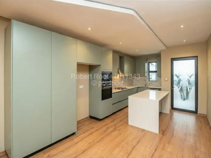 Townhouse/Cluster for Sale in Arlington, Harare