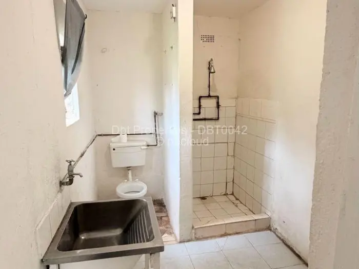 3 Bedroom Cottage/Garden Flat to Rent in Mount Pleasant, Harare