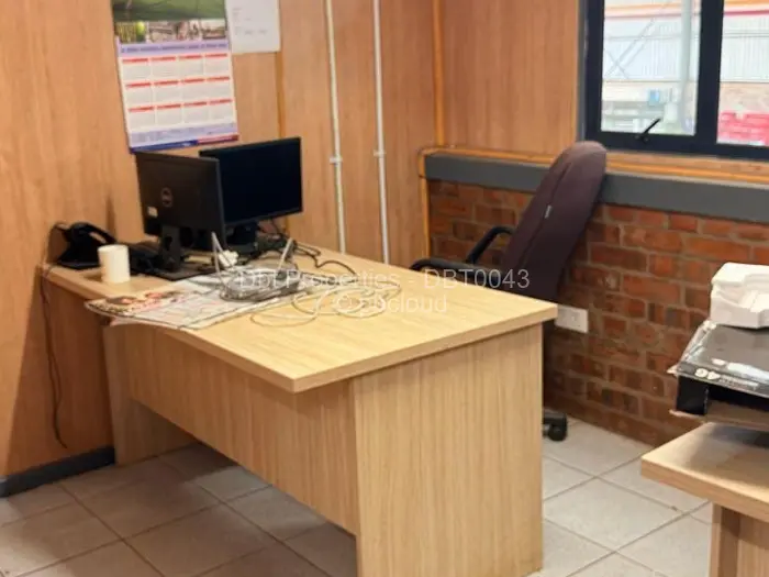 Office to Rent in Hatcliffe, Harare