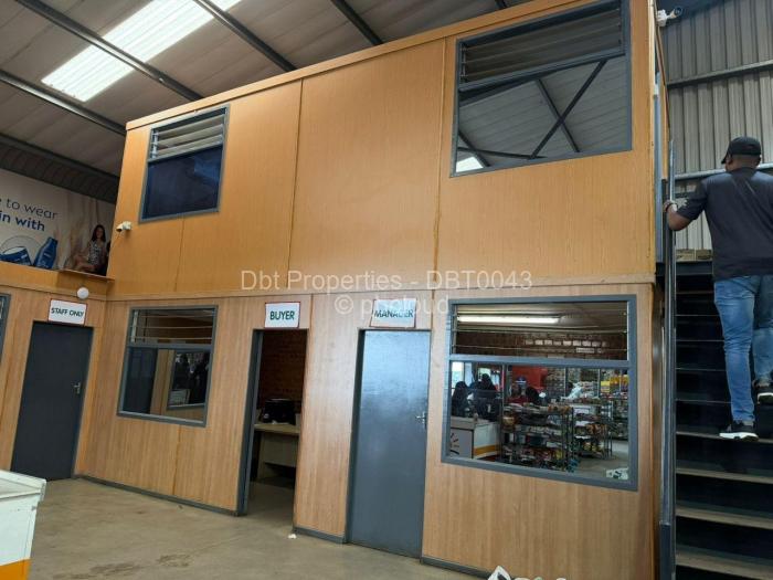 Office to Rent in Hatcliffe, Harare