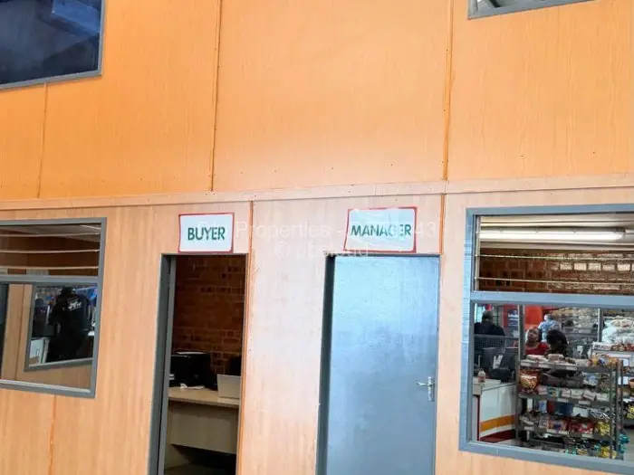 Office to Rent in Hatcliffe, Harare