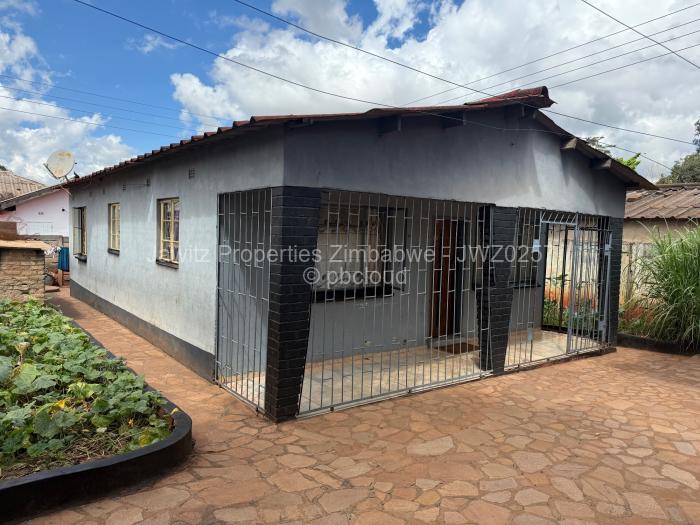 3 Bedroom House for Sale in Warren Park, Harare