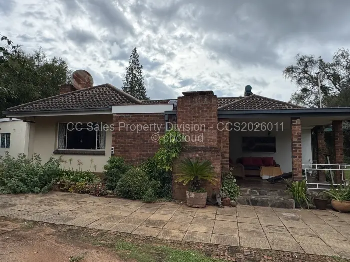 3 Bedroom House for Sale in Matsheumhlope, Bulawayo
