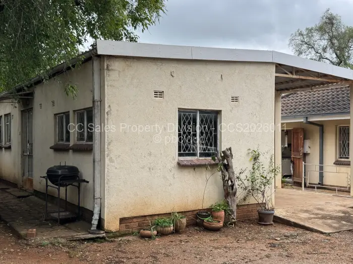 3 Bedroom House for Sale in Matsheumhlope, Bulawayo
