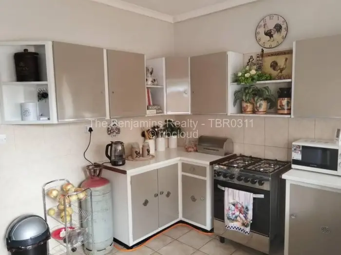 2 Bedroom Cottage/Garden Flat to Rent in Avondale, Harare