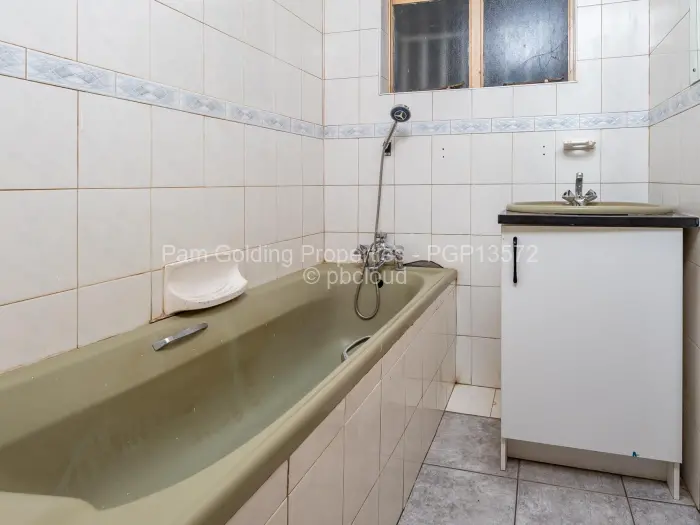 4 Bedroom House for Sale in Msasa Park, Harare