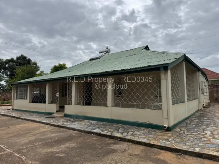 3 Bedroom House for Sale in Bellevue, Bulawayo