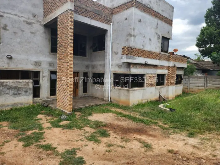 5 Bedroom House for Sale in Avondale West, Harare