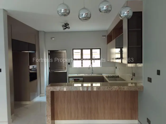 Townhouse/Cluster for Sale in Mount Pleasant, Harare