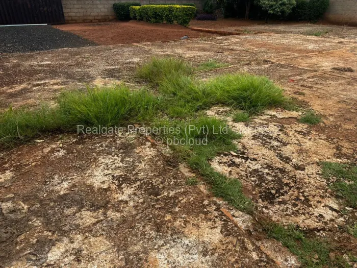 Residential Stand for Sale in Mahatshula, Bulawayo