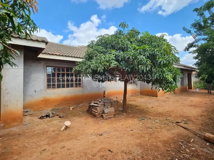 4 Bedroom House for Sale in Belvedere, Harare