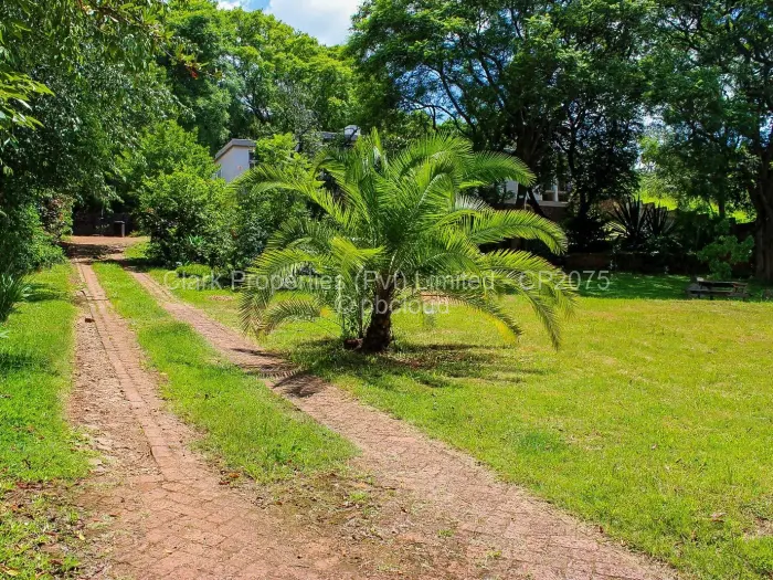 4 Bedroom House for Sale in Greystone Park, Harare