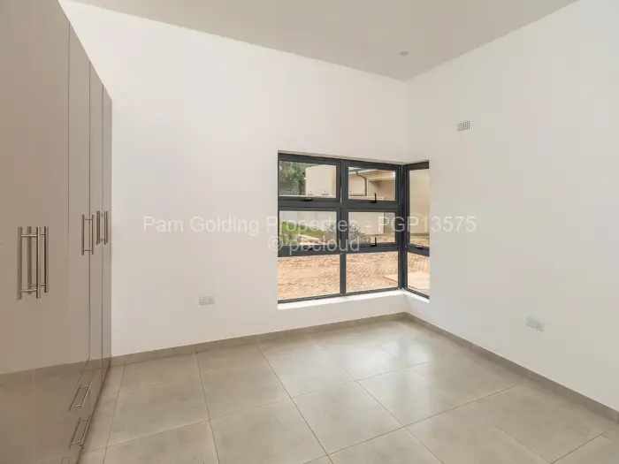 Townhouse/Cluster for Sale in Vainona, Harare