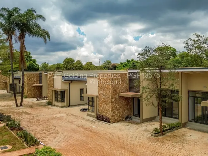 Townhouse/Cluster for Sale in Vainona, Harare