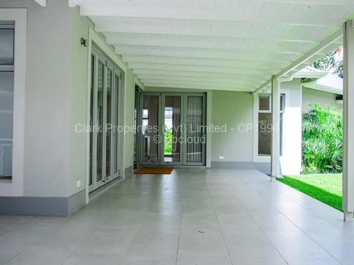 Townhouse/Cluster for Sale in Lewisam, Harare