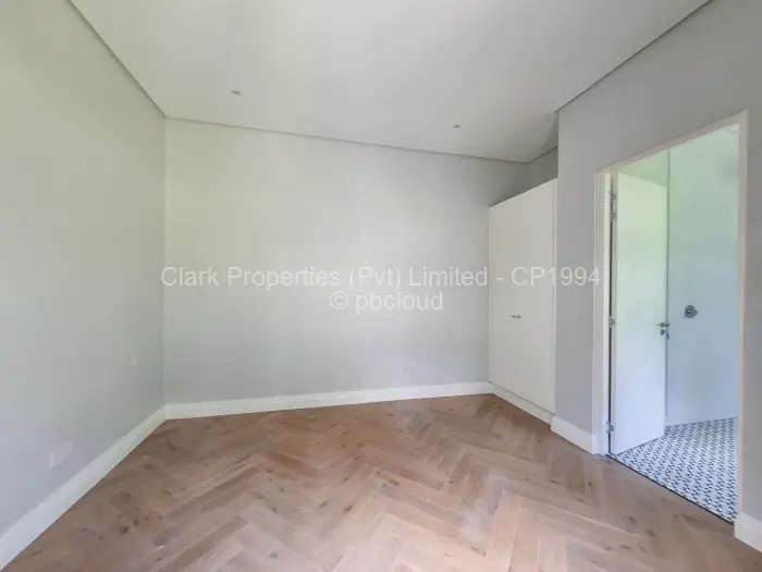 Townhouse/Cluster for Sale in Lewisam, Harare