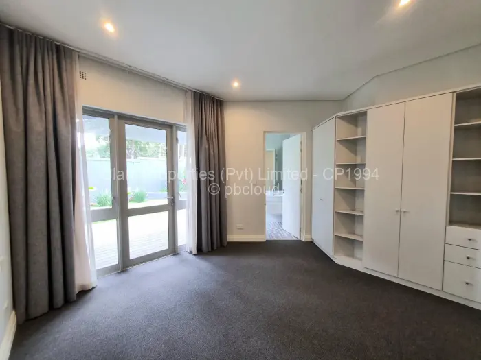 Townhouse/Cluster for Sale in Lewisam, Harare