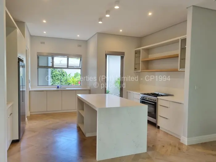 Townhouse/Cluster for Sale in Lewisam, Harare