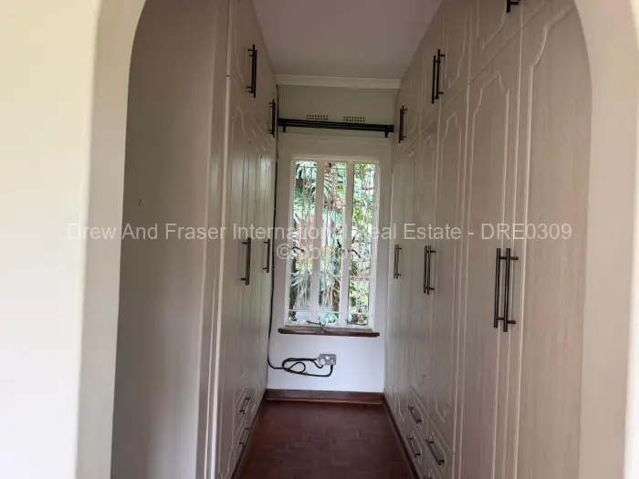 4 Bedroom House to Rent in Chisipite, Harare