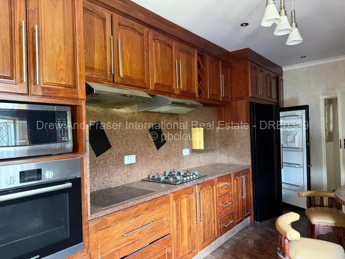 4 Bedroom House to Rent in Chisipite, Harare