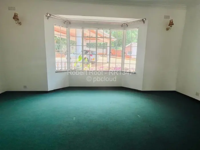 7 Bedroom House to Rent in Glen Lorne