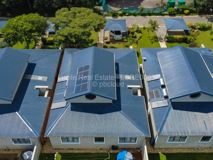 3 Bedroom House to Rent in Borrowdale Brooke