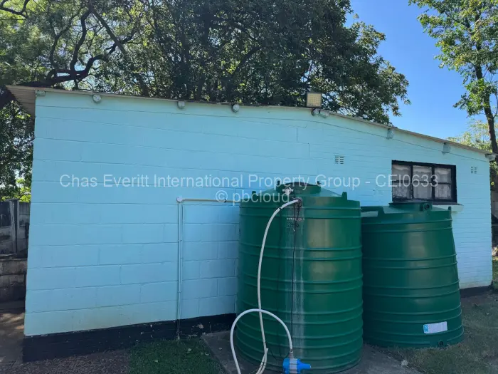 4 Bedroom House to Rent in Four Winds, Bulawayo