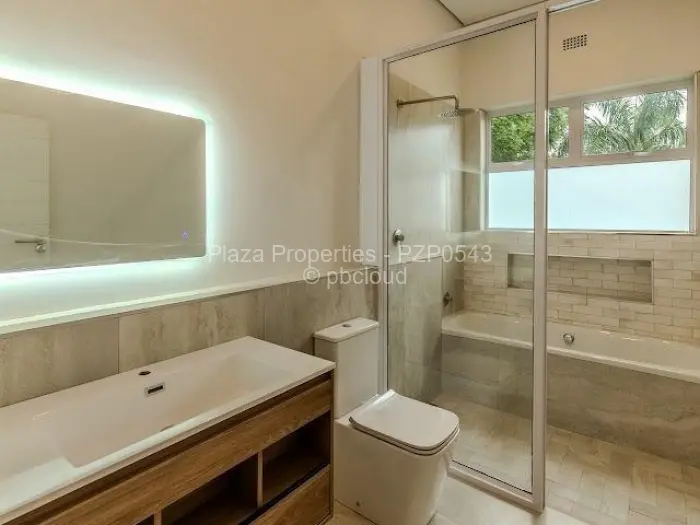 Townhouse/Cluster for Sale in Borrowdale Brooke, Harare