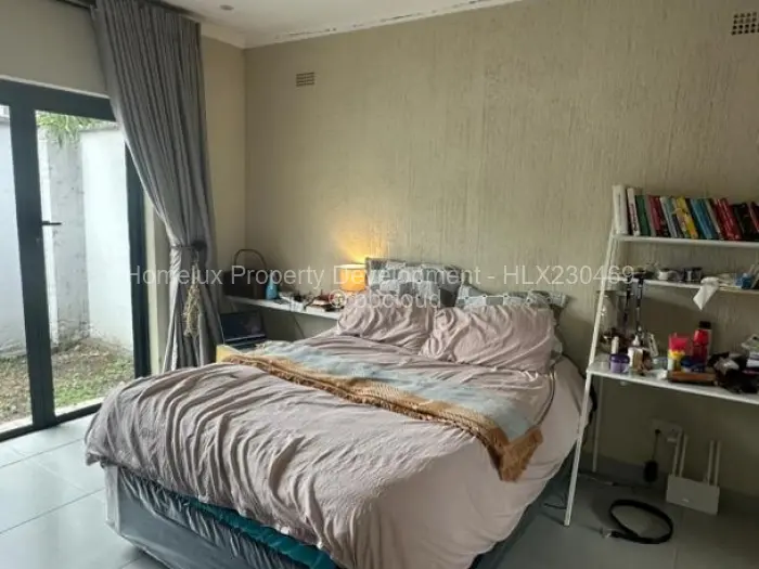 Flat/Apartment for Sale in Marlborough, Harare