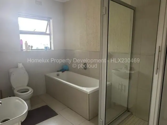 Flat/Apartment for Sale in Marlborough, Harare