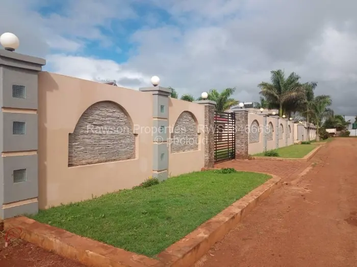 6 Bedroom House for Sale in Mount Pleasant Heights, Harare