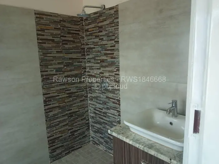 6 Bedroom House for Sale in Mount Pleasant Heights, Harare