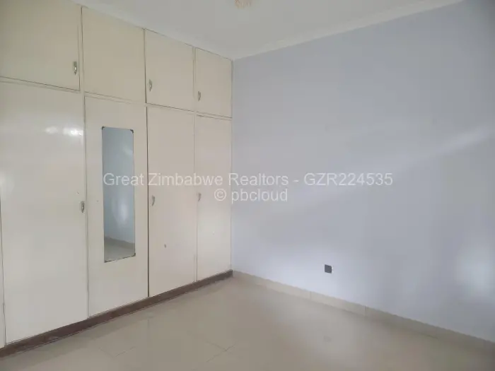 3 Bedroom House to Rent in Hillside, Harare