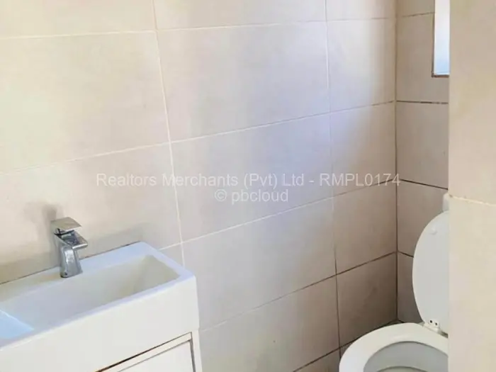 Townhouse/Cluster to Rent in Greendale North, Harare